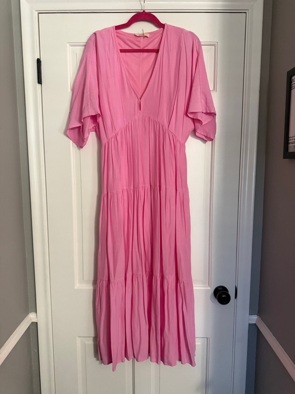 entro Bubblegum Pink V-Neck Tiered Maxi Dress